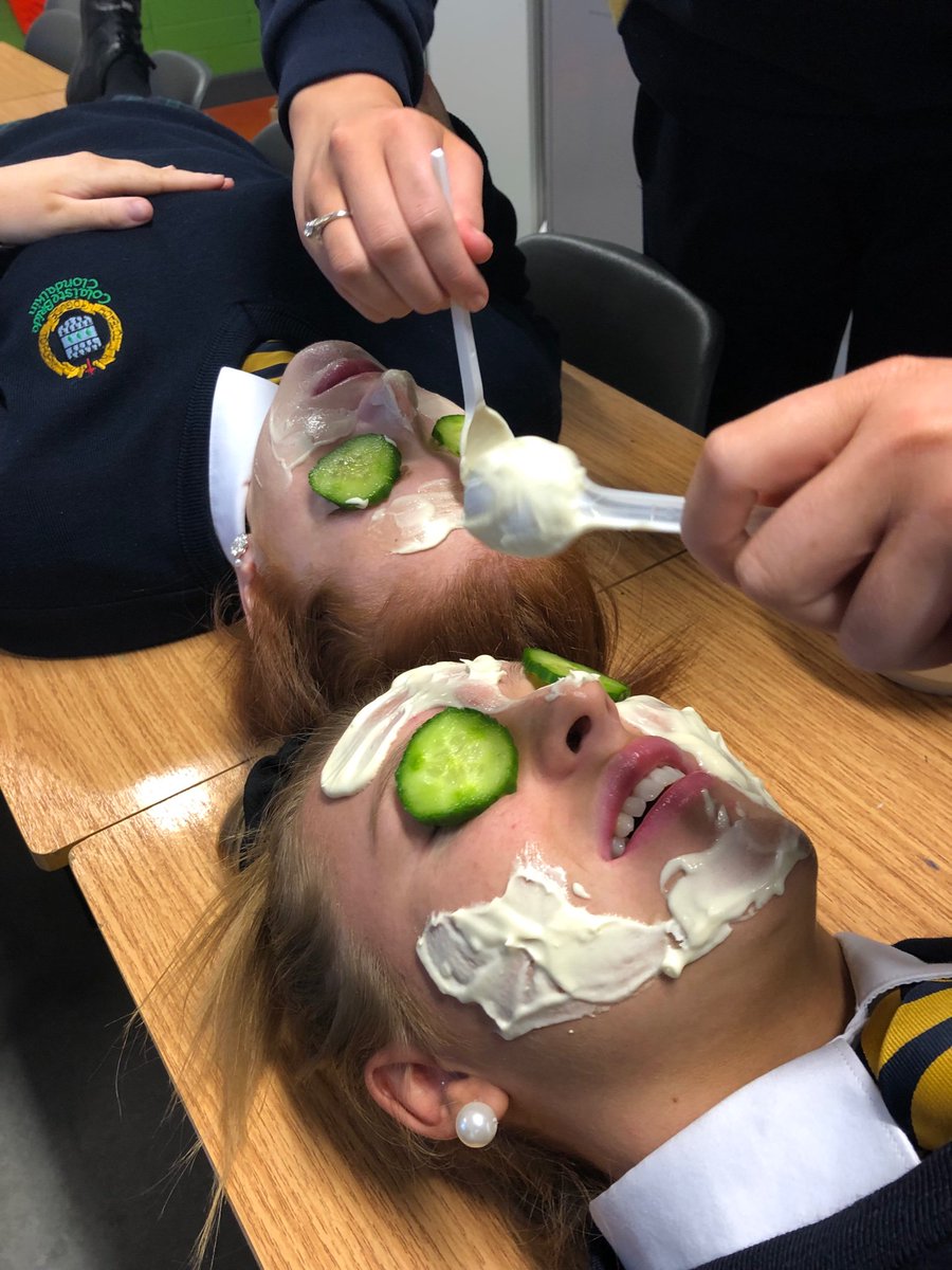 emaherart's tweet photo. LCA2 trying their hand at natural face masks as part of Beauty Care 🥑🍌#Colaistebride #CBhairandbeauty https://t.co/DiLCBqThMQ