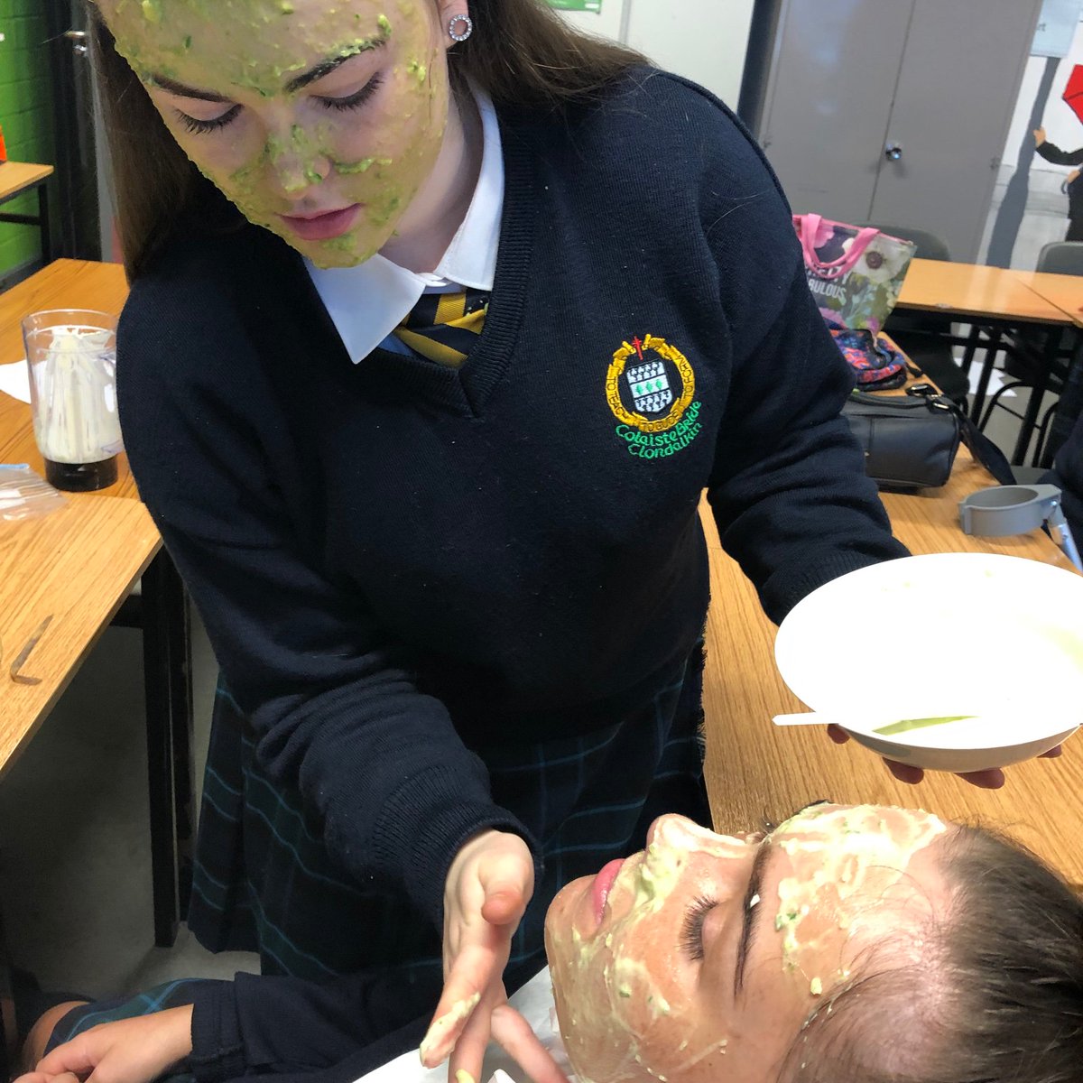 emaherart's tweet photo. LCA2 trying their hand at natural face masks as part of Beauty Care 🥑🍌#Colaistebride #CBhairandbeauty https://t.co/DiLCBqThMQ