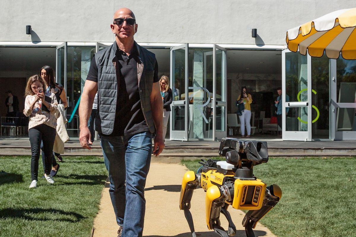 SpirosMargaris's tweet photo. Jeff Bezos is launching a new #conference 

dedicated to #AI, optimism, and #Amazon 

https://t.co/3JDac9F4jG @verge @jjvincent #fintech #insurtech #ArtificialIntelligence #MachineLearning #DeepLaerning #robotics https://t.co/2HfFm6KUOs
