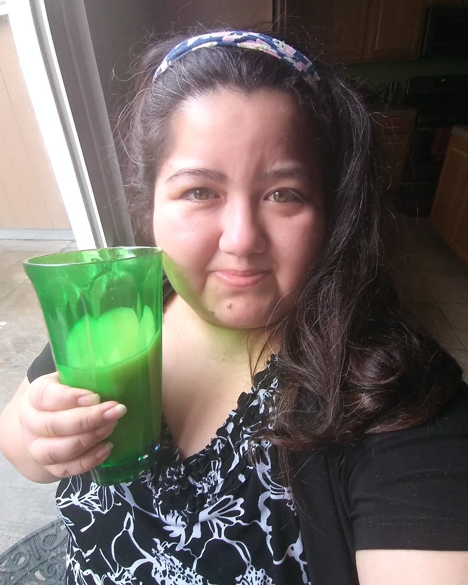 gethealthy2018's tweet photo. Taking my pre-workout drink 30 mins before doing Day 4 of Transform:20. 

This drink:
✔Improves intense exercise performance
✔Increases energy and endurance
✔Sharpens focus and reaction time

#preworkout #transform20 #shaunt #day4 #weightlossjourney #fitnessjourney https://t.co/os9R6ElwU7