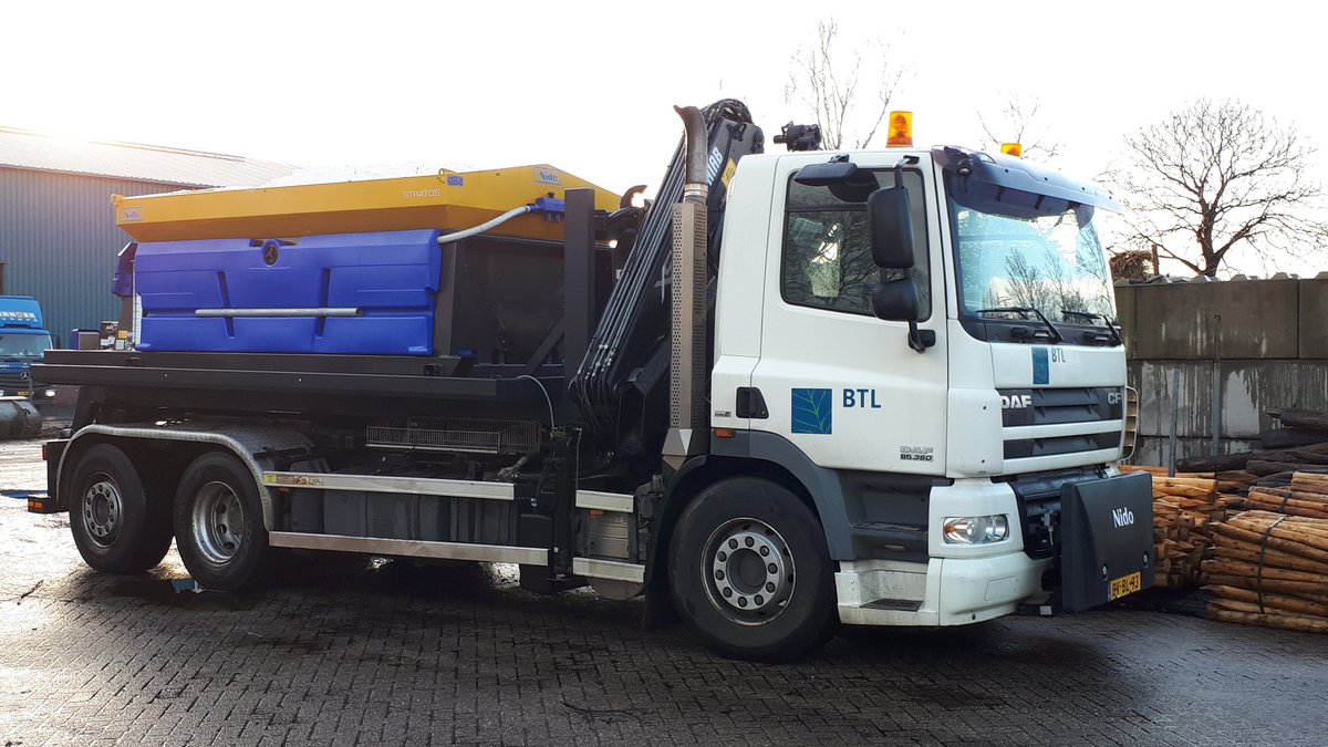 Vanavond weer een ronde strooien in opdracht van <a href="/TwenteMilieu/">Twente Milieu</a> <a href="/gemeentehengelo/">Gemeente Hengelo</a> #samen #partners #veiligheid.