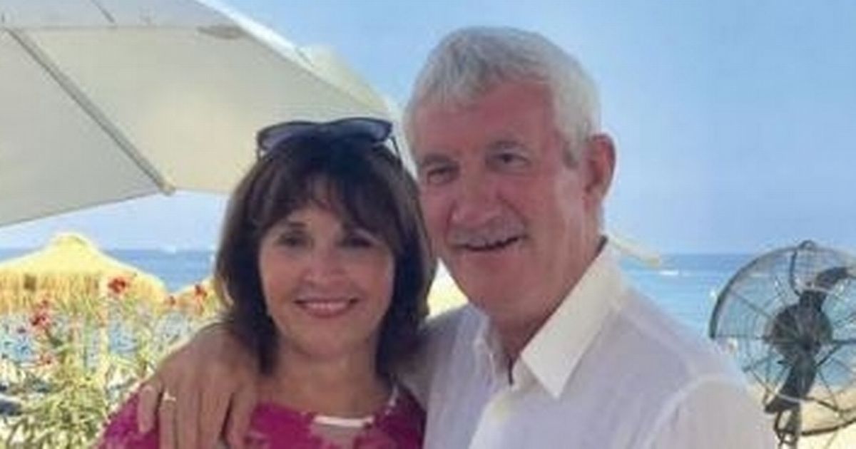 Toon legend Terry McDermott thanks the Newcastle medics who helped his wife beat cancer  goo.gl/usgf6M