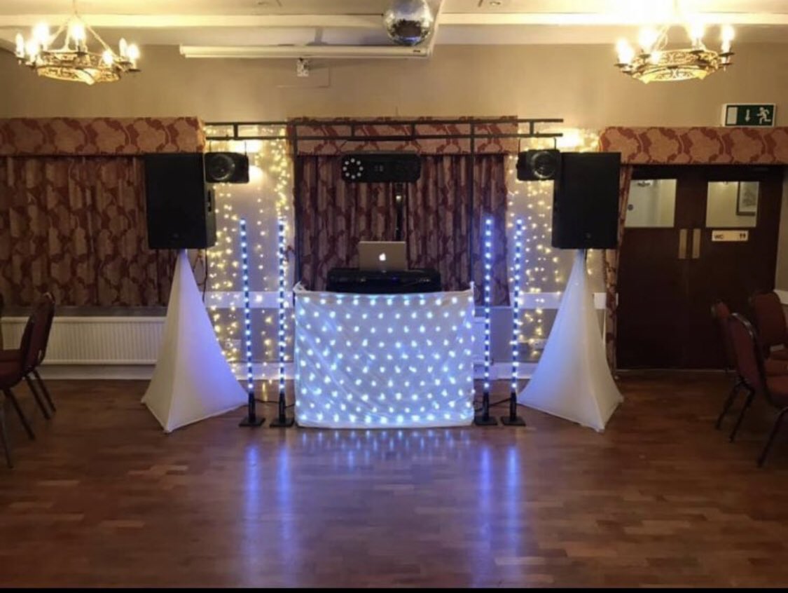Book DJ Wiggy with EMT Events Today! Professional mobile DJ who specialises in Weddings, Corporate events and private parties!