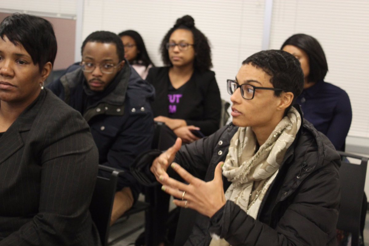 tlecfue's tweet photo. Highlights from our Entrepreneur Pitch Night showcasing some of the candidates for our business development program. Thank you #mgcc @cicboston and @leaffund for helping to make such an awesome event! #Training #smallbusiness #education https://t.co/CvpnZR0OCX
