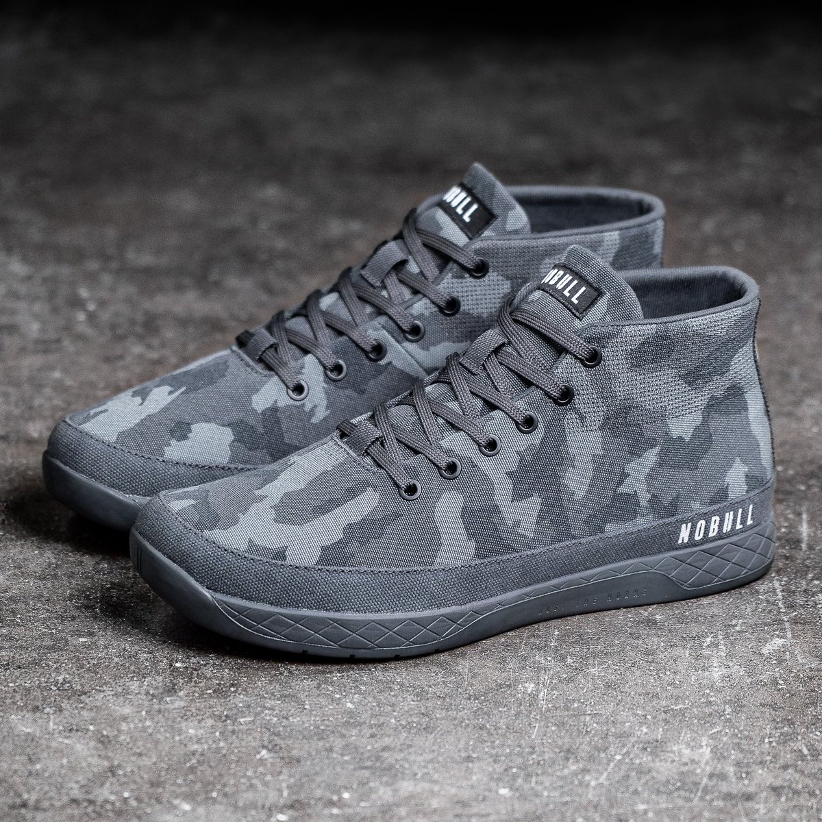 no bull dark camo trainer