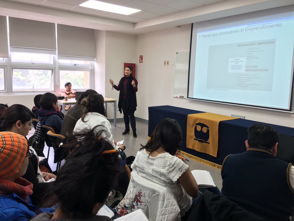 EmprendeFq's tweet photo. Daniela Ruiz Massieu @EpicLabITAM  en el #bootcamp de #innovacion y #emprendimiento @quimica_unam https://t.co/egcTXRCXEL