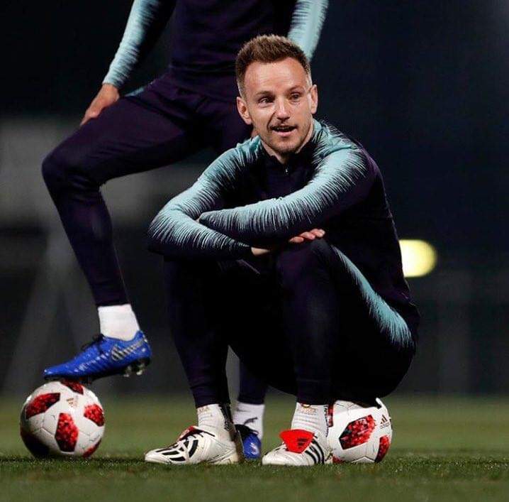 ivan rakitic adidas