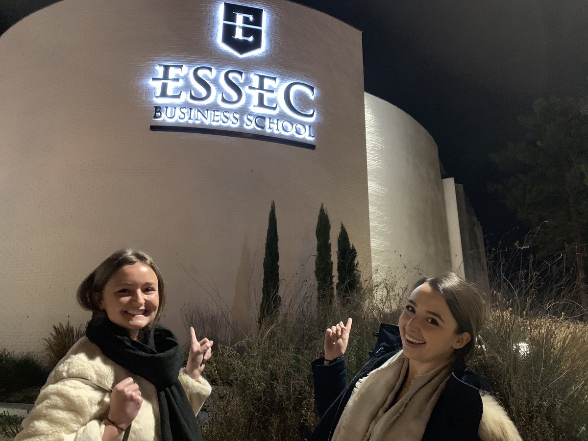 DuffortMargaux's tweet photo. It’s time to go back home before the Big day tomorrow!⚡️ @DWC_ESSEC #essecDWC #MINEHealth #MINEconsulting #Ouibeat #Ouibeatchallenge #essecMMD #essecMS #essec https://t.co/e3ID1w4PRn