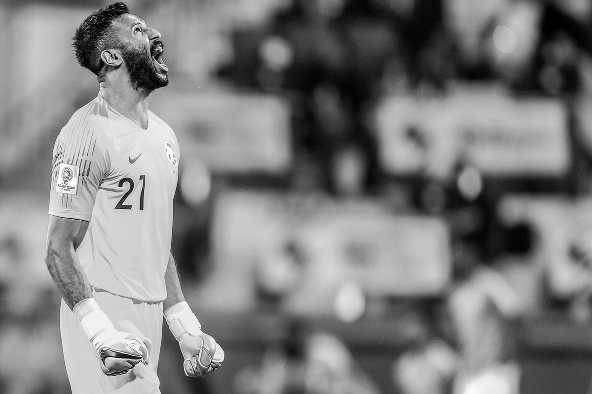 لا يوجد في كرة القدم على الحارس أقسى من أن يتصدى لركلة جزاء وأهداف محققة ولا ينتصر فريقه بعد ذلك ، ليس أقسى عليه من أن يقوم بدوره وأكثر وحيدًا ويخذله فريقه قبل الآخرين ..#السعودية_قطر