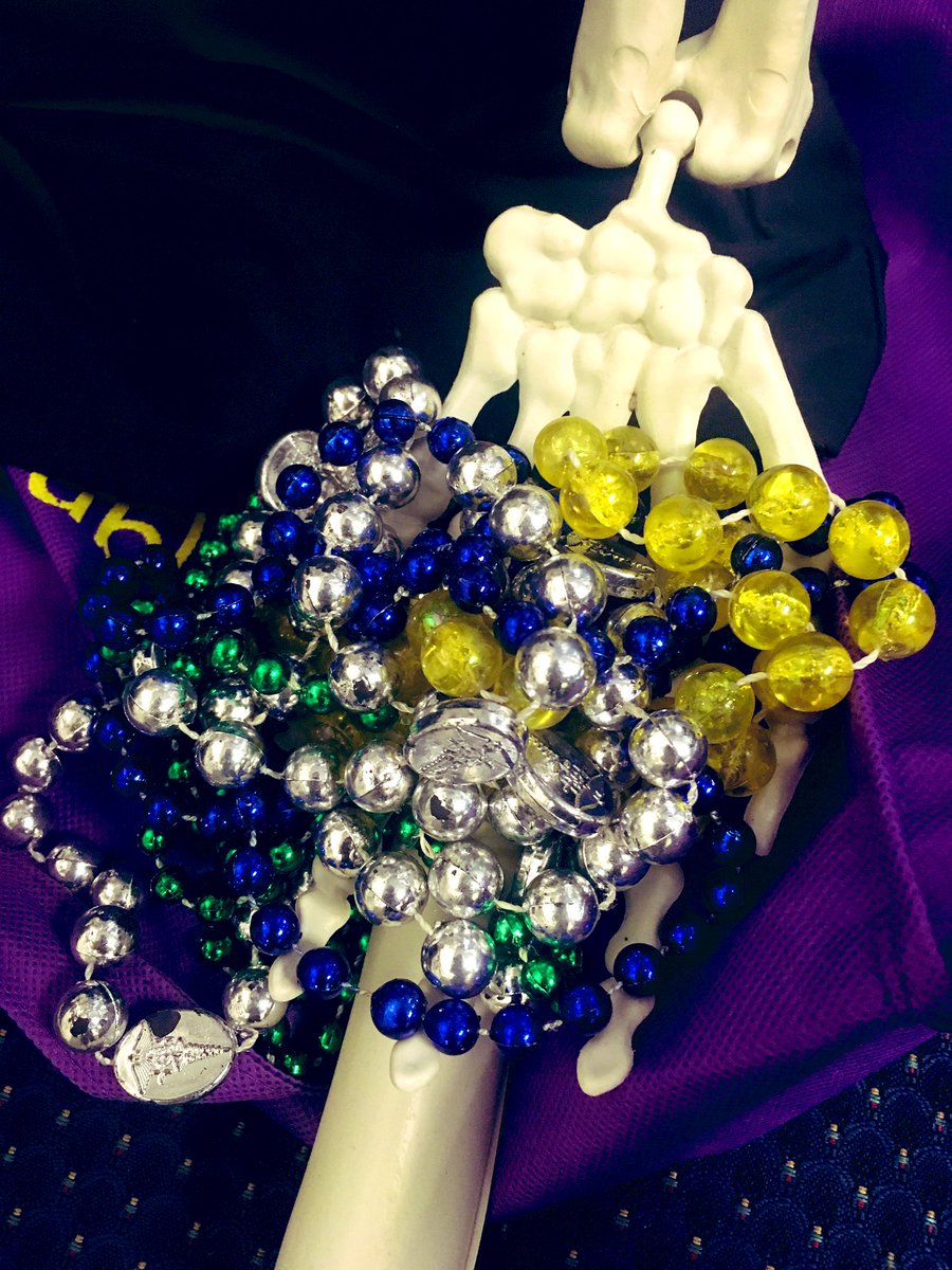 All hands on deck for Mardi Gras this semester! 👌🏼