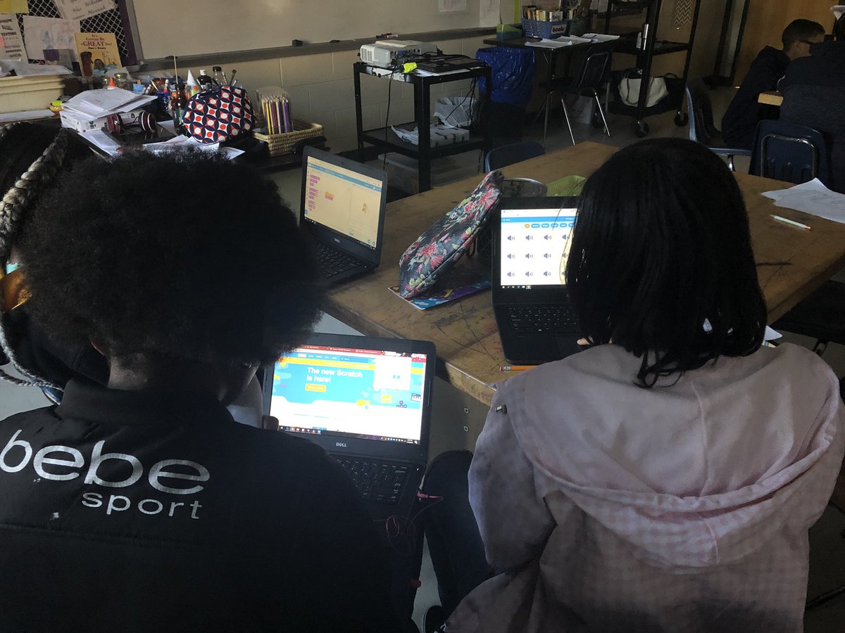 Mrs. Garrity's Ss are learning how to code, so they can create interactive art projects using @makeymakey to create a gallery walk for the @WilderMiddle community. Thank you @kkier17 for supporting! #creativethinkers #authenticandconnected #LifeReady #studentdirected