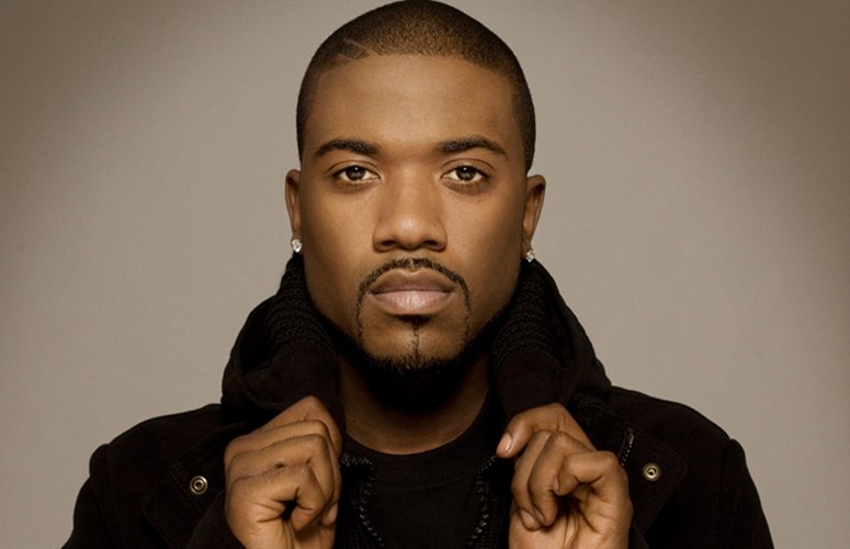 Happy birthday RAY J! 