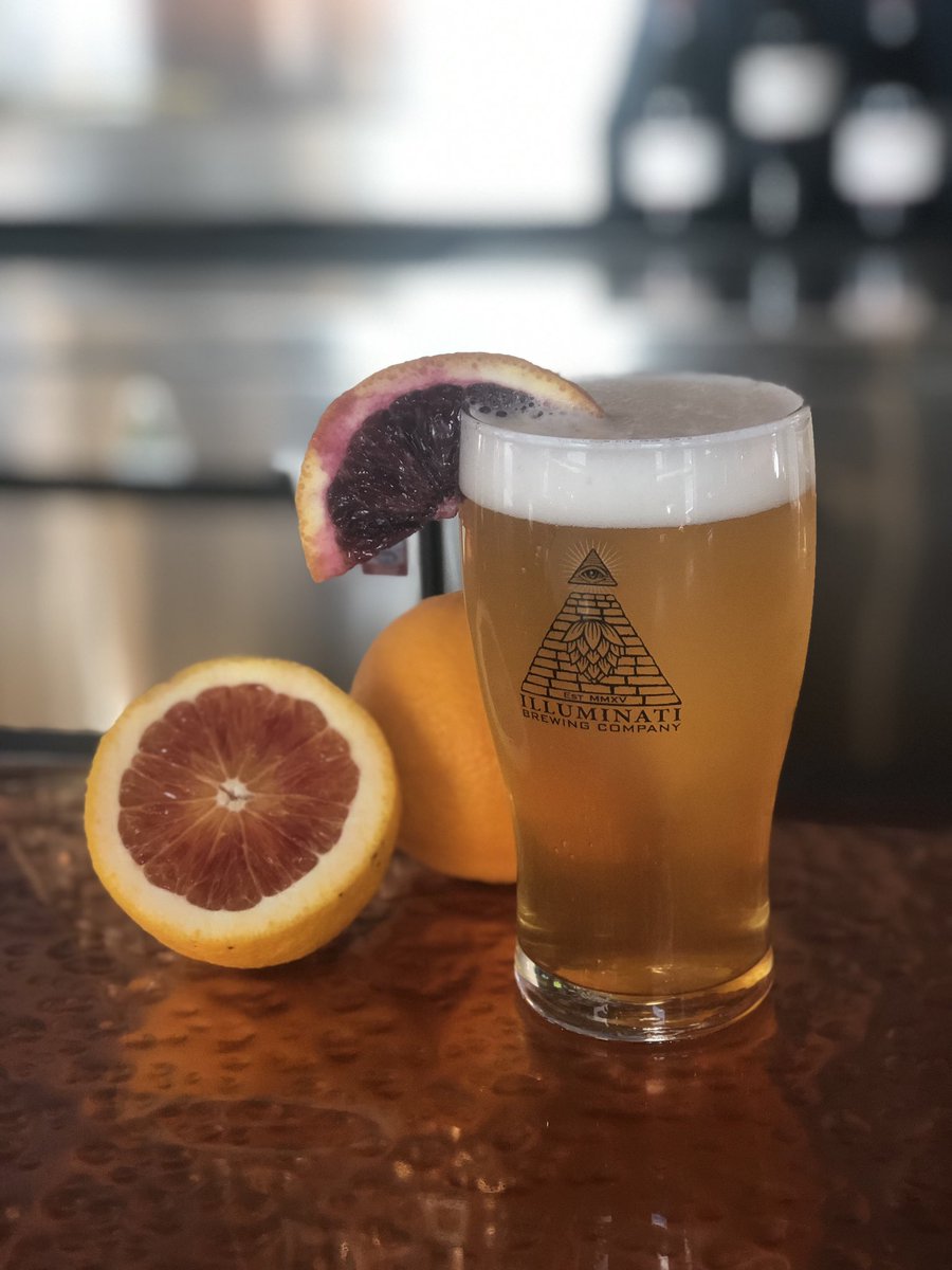 Come stop by today to try our new American wheat, Farmer Bob, with a slice of blood orange! 5.6% ABV 🍊
#bellingham #brewery #wheatbeer #bellinghambrewery #bellinghamtaptrail #illuminati #illuminatibrewing #craftbeer #pnw