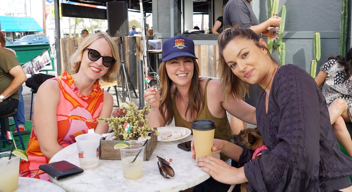 We know how to throw a party! #TBT to our Cinco de Drinko celebration. 
Are you coming to our Chinese New Year soirée? 
Get your tickets now because they are selling out! 

eventbrite.com/e/chinese-new-…

#clutch #venicebeach #newyear #fundraiser