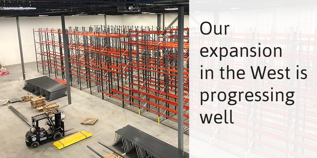 legroupemaster's tweet photo. Our teams are working on the installation of our new Calgary distribution centre 📦 ⛟, which will be operational in February. https://t.co/z4e0Vj7Zy9