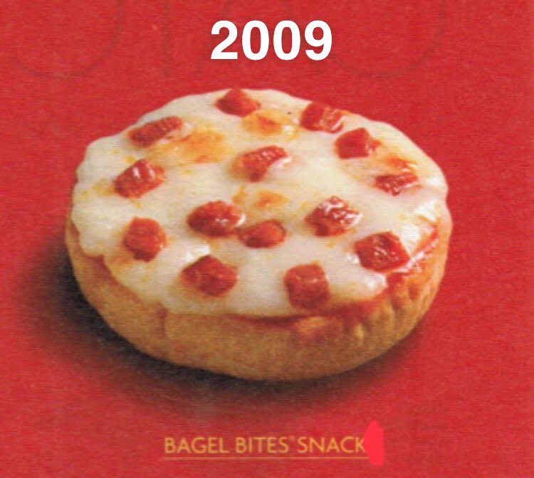 ali_maier's tweet photo. #tenyearslater it’s amazing how the promo code ULRAISE gets you so much more pizza for the same $15 only 10 years later #papajohnslou @raiseRED_UofL (calling in at the Floyd St location has this kind of glow up) https://t.co/xGT9b24yyS