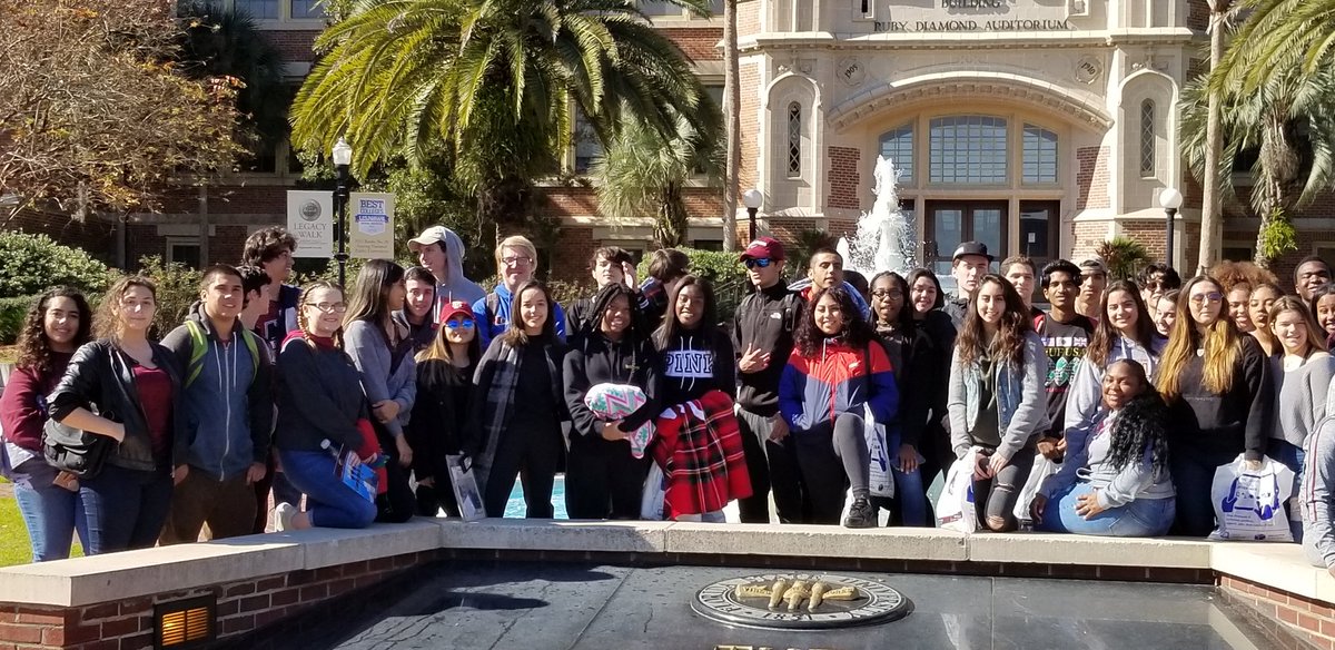 SBHSbrace's tweet photo. Day 2 of Florida College Tour. Early morning on campus of #FSU #seminoles #FAMU #UCF #UF #USF #FCGC https://t.co/DqxucM339F