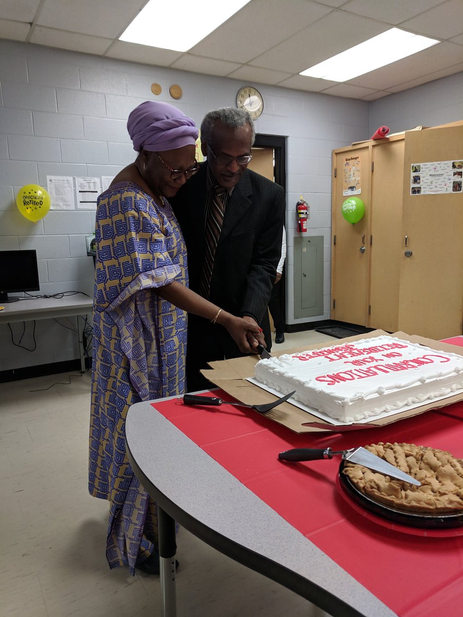 MsCMcDonald's tweet image. Early goodbyes to my former teacher, mentor and colleague, who is retiring. Her compassion, warmth, and laughter will be missed. ❤️