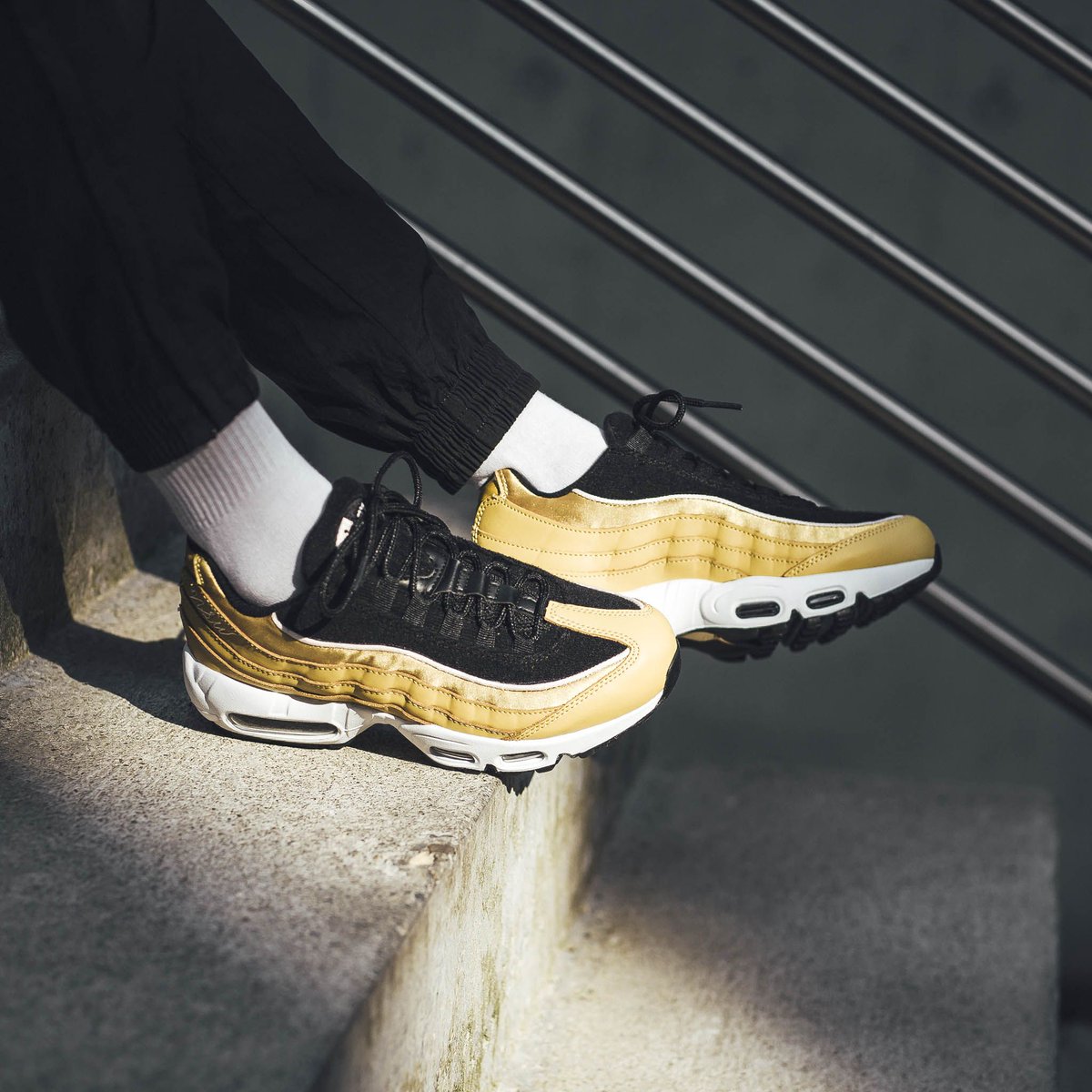 air max 95 wheat gold