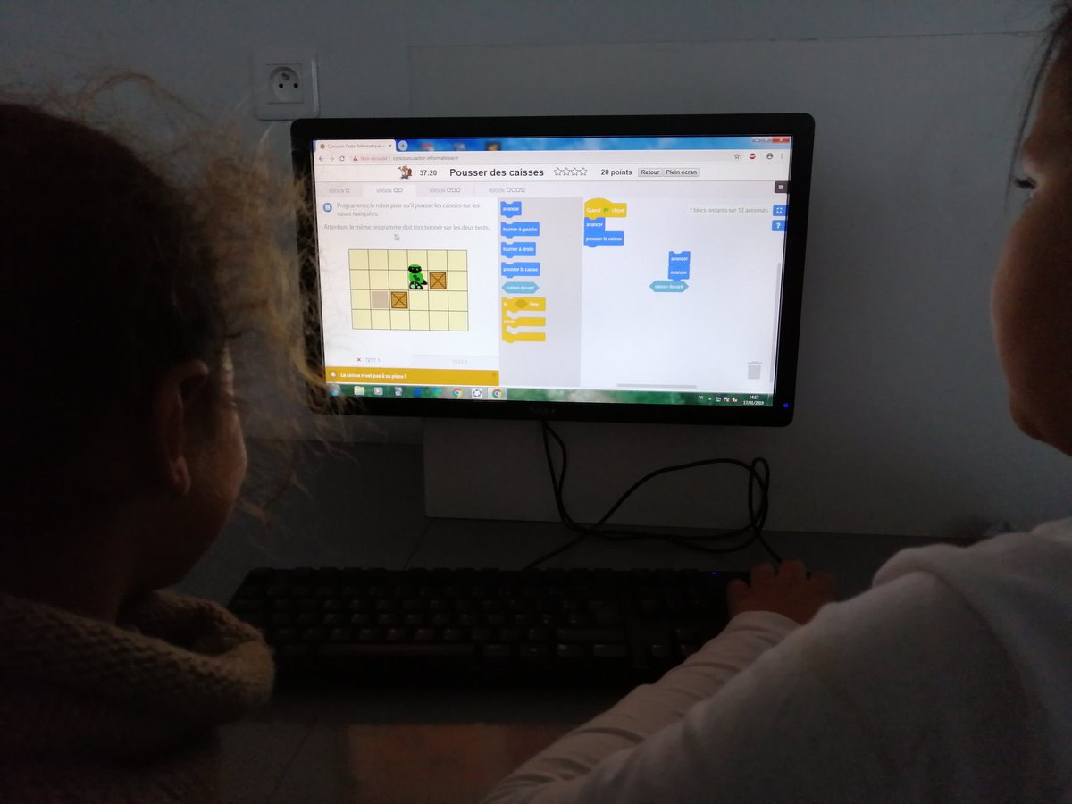 Cm2Bouskoura2's tweet image. Après le #concourscastor, le concours #algorea! #programmation #Scratch