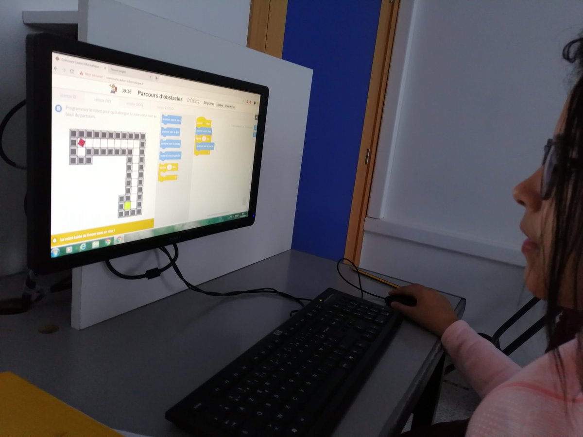 Cm2Bouskoura2's tweet image. Après le #concourscastor, le concours #algorea! #programmation #Scratch