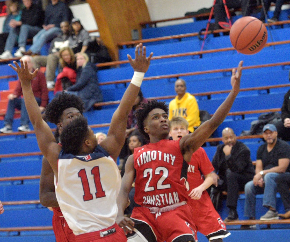 Pioneer_Press's tweet photo. Boys basketball notes: Matt Owens, Josh Harris help Timothy Christian sink Guerin https://t.co/VUgqy5S0ar #PioneerSports (via @pk_pkelly) https://t.co/ZdA4oudgfs