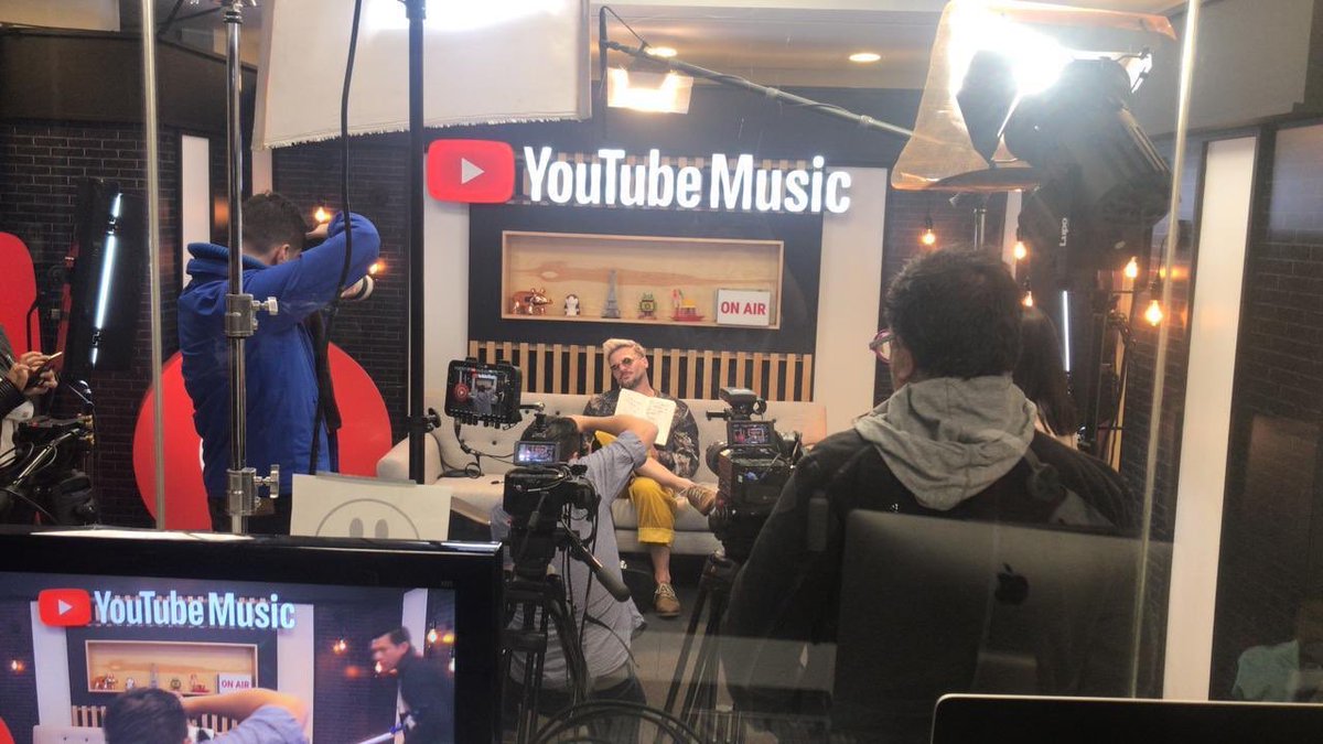 sonymusicmexico's tweet photo. ¡ @pedrocapo ya está en @youtubemusic ! 🌴😎 #CalmaRmx 😱😱 https://t.co/Rn0zvIvrOh