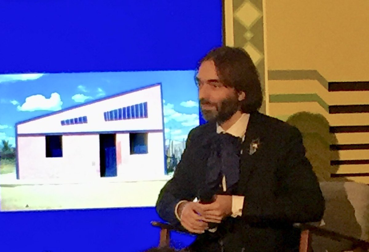 alexia_guggemos's tweet photo. « Le digital dessine une nouvelle géométrie cognitive » @VillaniCedric
#NuitdelaGéométrie @Fond_Cartier
Lors d’une rencontre passionnante avec l’écrivain argentin Alberto Manguel #GeoSud https://t.co/UQ62TAGVG7