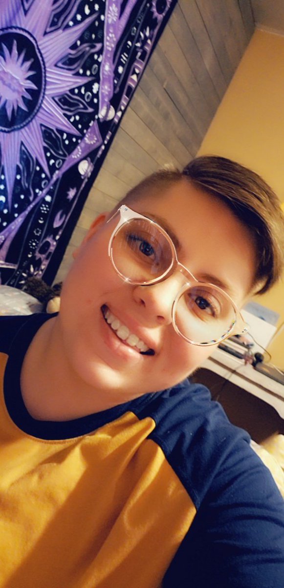 _chedaarbob's tweet photo. Find your reason to smile. 🙏 #FTM #ProudTransMan #LGBT #5MonthsOnT https://t.co/hwl6r2kWQL