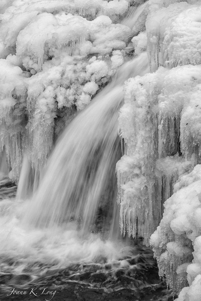 Almost Frozen

#upstateny #fingerlakes #nywaterfalls #waterandice #landscapephotography #getoutside #getoutdoors #whywelovenature #explorenewyork #explorefingerlakes #landscapeaddict #waterfallslover