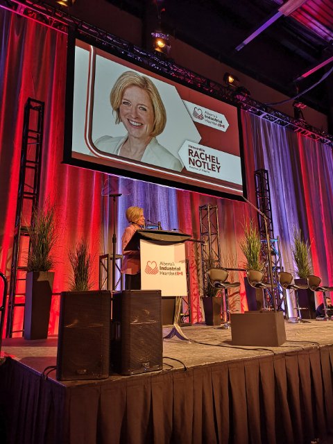 Premier @RachelNotley addresses AIHA Stakeholders at @ABheartland @SturgeonFYI #ABEnergy