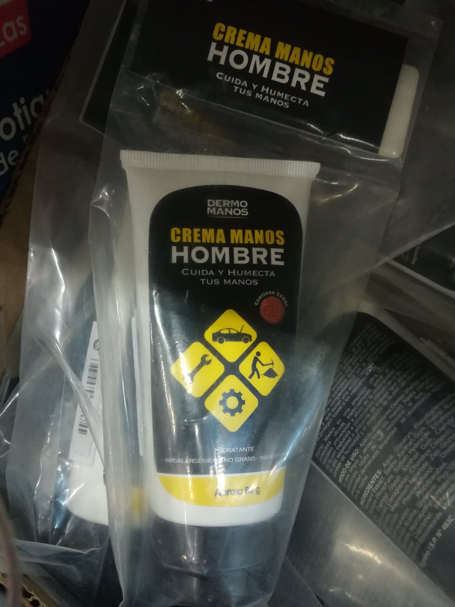 Que bueno que ahora me puedo echar crema de manos