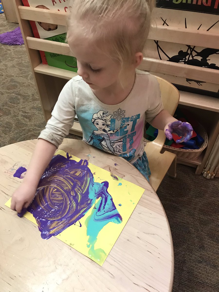 MrsFlenthrope's tweet photo. So much learning happening with a little glue paint. Problem solving, critical thinking, cause &amp; effect, fine motor development, turn taking, waiting, self help skills... #TheListGoesOn #TooMuchGlue #WeArePreschool @SJSDOakGrove @StJosephSchools https://t.co/elhTQrSwSn