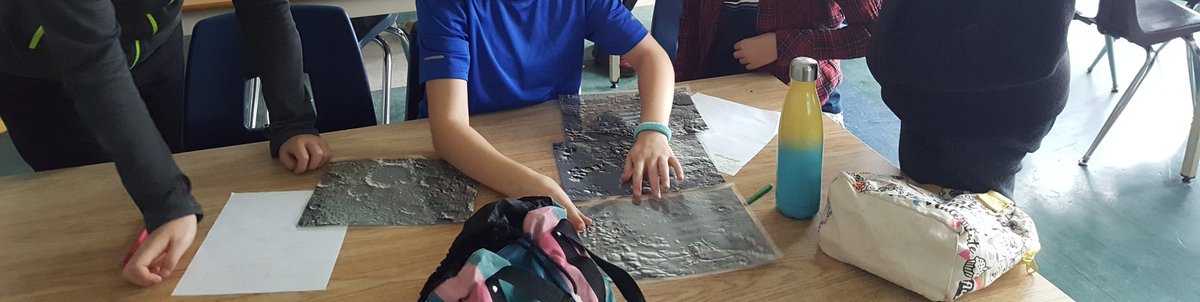 indusspaceCA's tweet image. We enjoyed talking about #planetaryscience, #mapping and #spatialawareness with the @KingEdwardTDSB Gr. 8 girls #stem club today! #earth #mars #nextgen #scicomm #teamwork