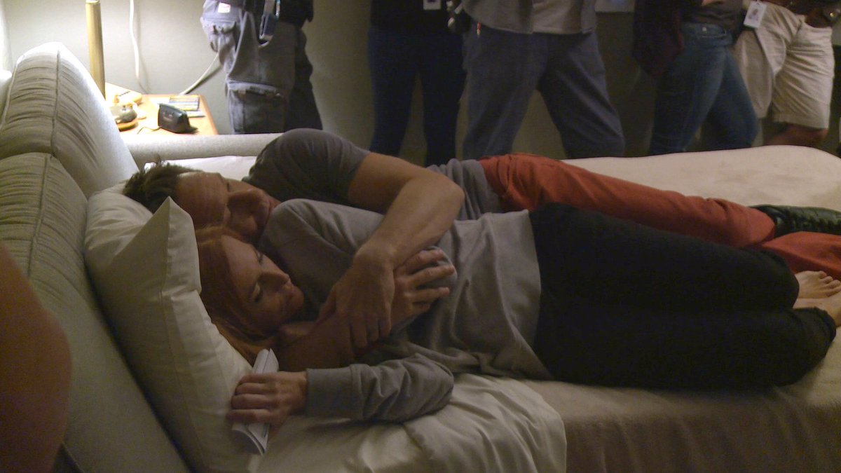 rainknight's tweet photo. Cuddle rehearsal!
#XFPlusOne #TheXFiles #ATTHS https://t.co/y1P8rUt1Wg