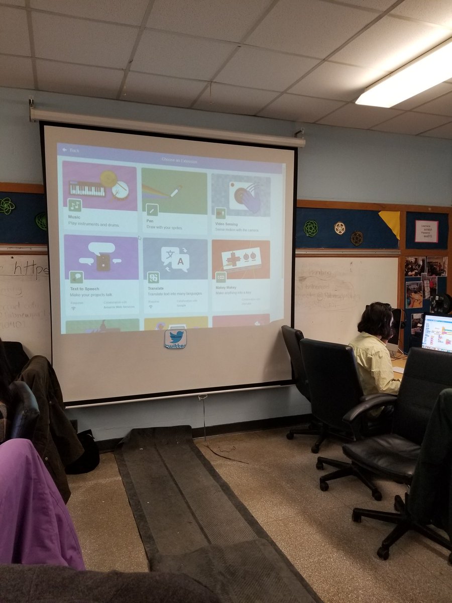 RiScratch's tweet photo. Introduction to Scratch 3.0 workshop. Thank you @khanning88!  #Scratch #ScratchEdMeetup #middletownri https://t.co/xc5XaQ92Mn