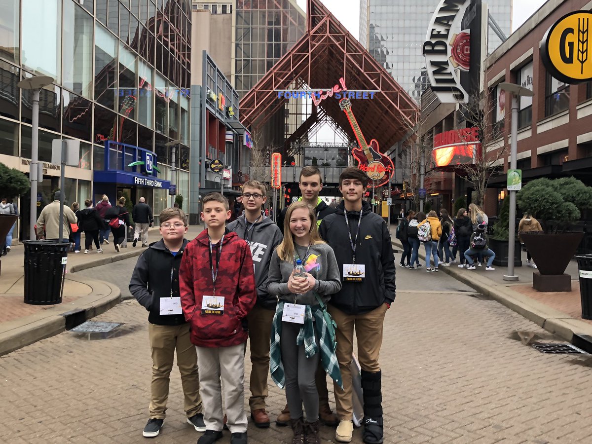 laruss78's tweet photo. #betacon19 having a blast! https://t.co/Ep09sjkRt7