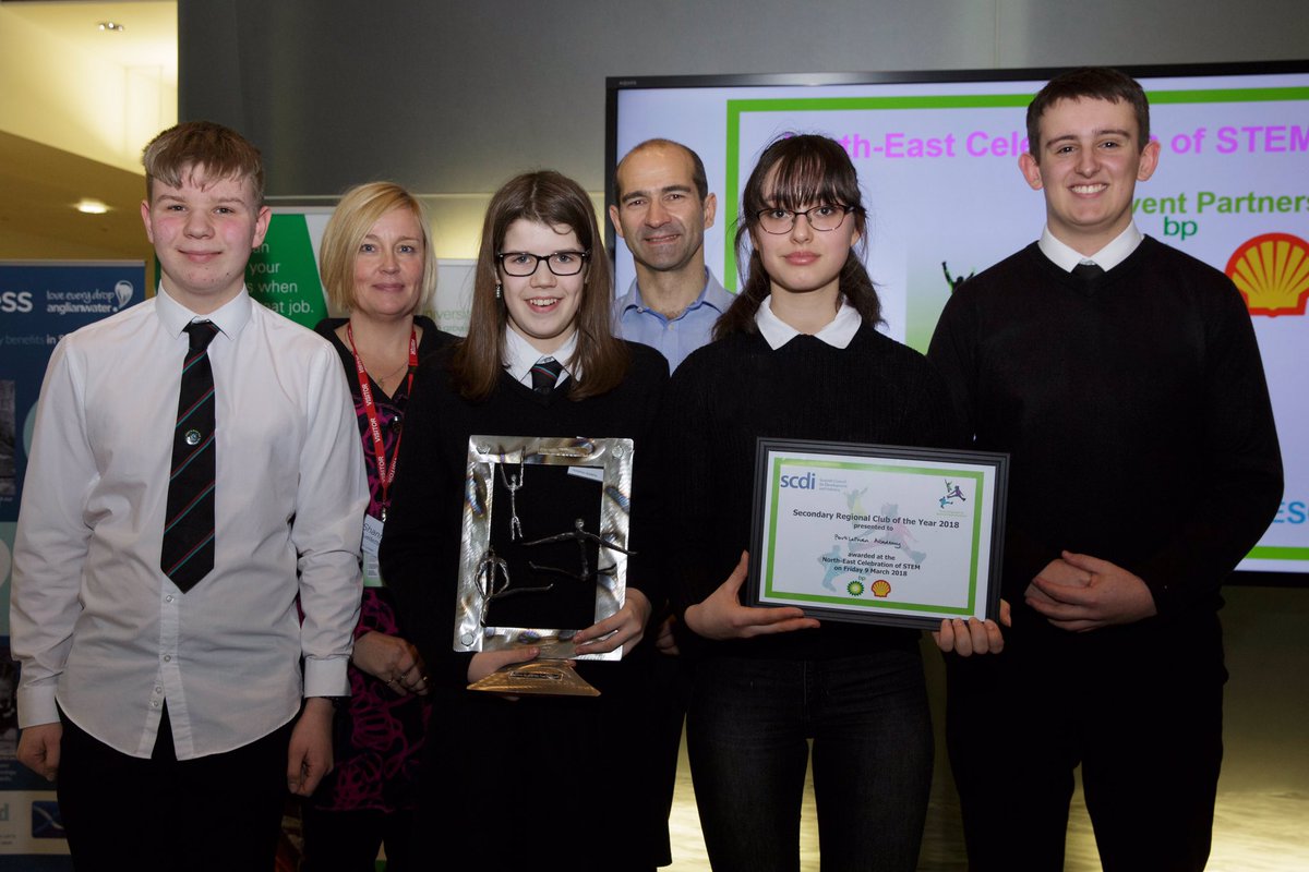 jimsavege's tweet photo. Big cheers & kudos to the super teams from @Aberdeenshire @PortyAcad & from @Clerkhillschool at #SCDILecture2019 tonight for winning the @scdiYESC Science Clubs of the Year - well done to you! https://t.co/kgF1Ouo31T