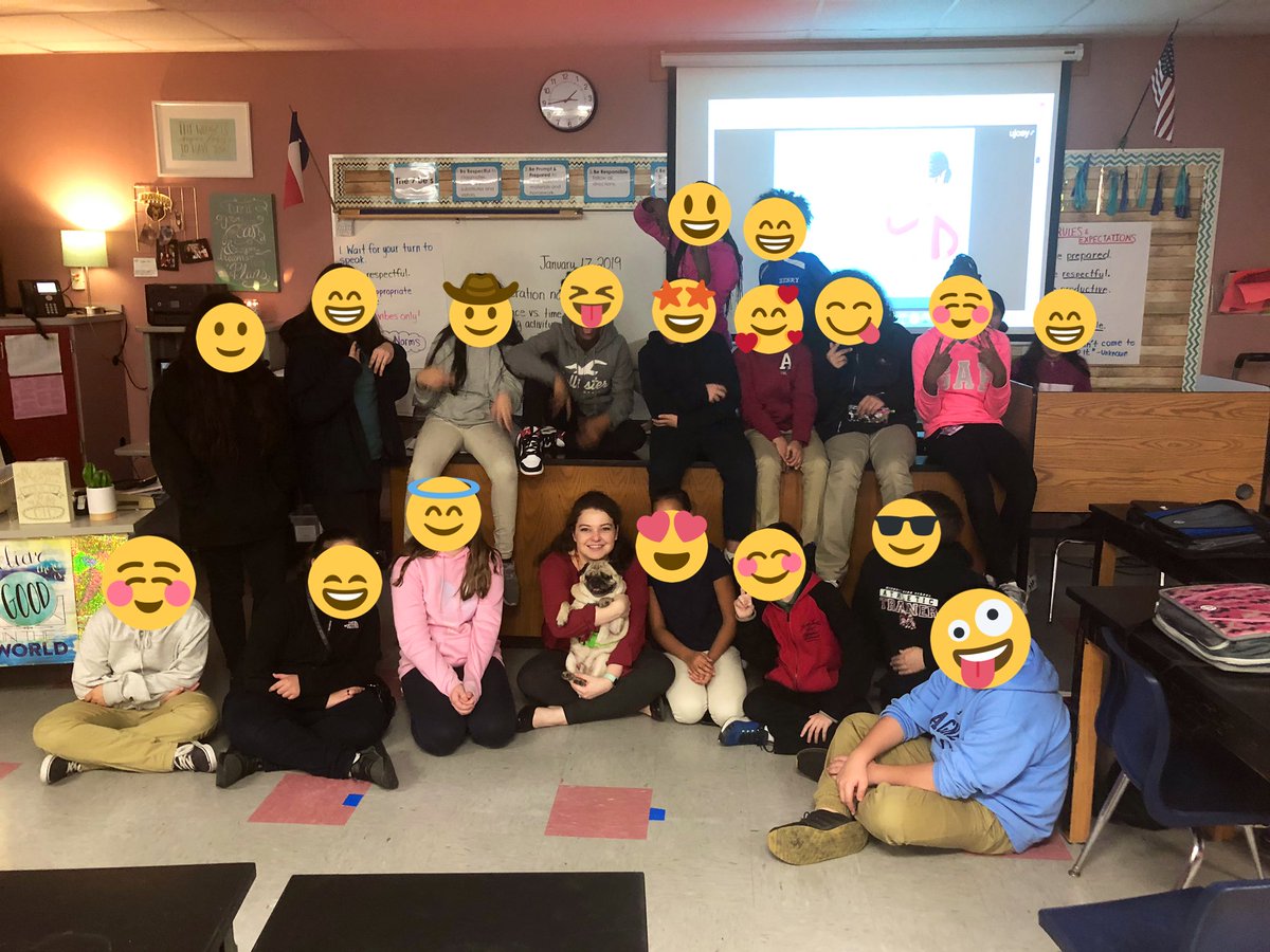 HallieValley's tweet photo. Magnus loved visiting my Pre-AP kiddos!! 🐕 💕 https://t.co/NYuCIguyI7