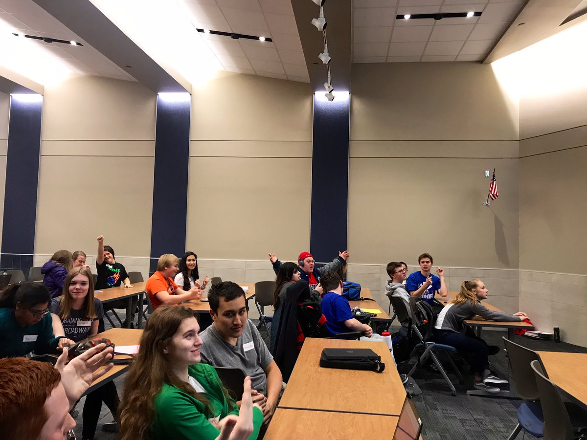 MNHSUnified's tweet photo. Unified Club had a blast playing a Trivia Kahoot game today. Congrats to our winning team— StarWars! @MNHSActivities #Proud2bMPS https://t.co/lUqf2M1UTq