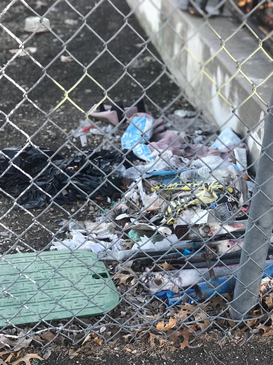 WakeECO's tweet photo. Thanks to everyone who made it a successful January clean-up! We removed more than a  HUNDRED pounds of trash from campus today.

...but there’s still a long way to go. 

Stop litter at the source, find a trash can, and #DontMessWithTexas https://t.co/tTVKeghoSQ