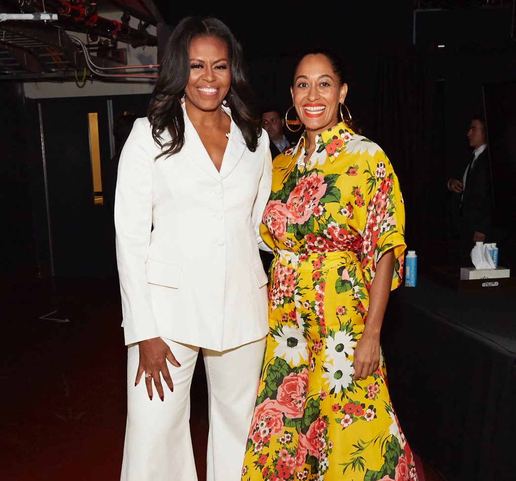 891 Lady Waits Stock Photos - Free \u0026 Royalty-Free Stock Photos from  Dreamstime, image size:1046x975