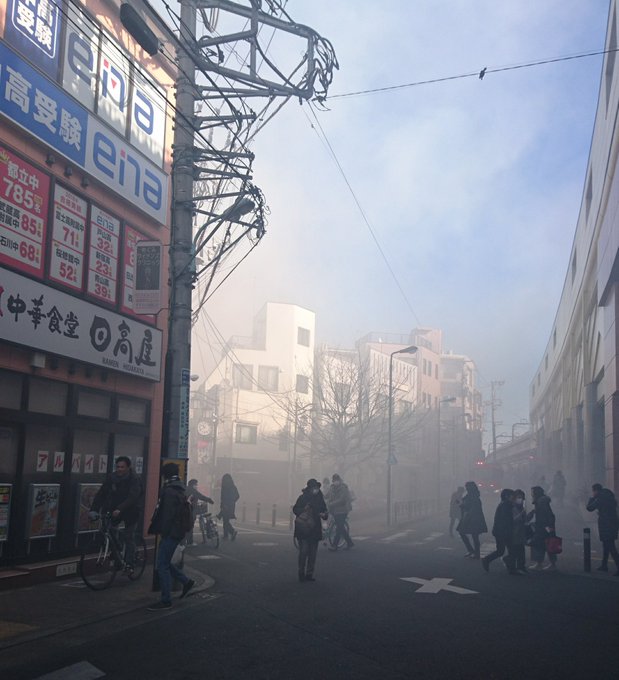 火事 豪徳寺駅付近で大きな火災 煙あがる 現地の様子は 小田急小田原線 豪徳寺駅沿線火災 まとめダネ