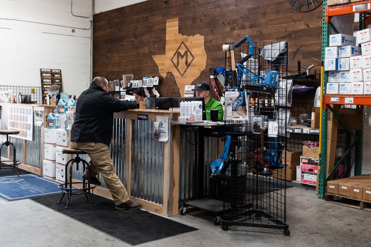 RWSupplyDesign's tweet photo. We enjoyed hosting all of our customers at our showroom last week! If you haven't stopped by before, our showroom and pro shop are open from 7 am - 4 pm, Monday - Friday. 

Our address is 
13707 Gamma Rd
Farmers Branch, TX 75244 https://t.co/glakebVA2W