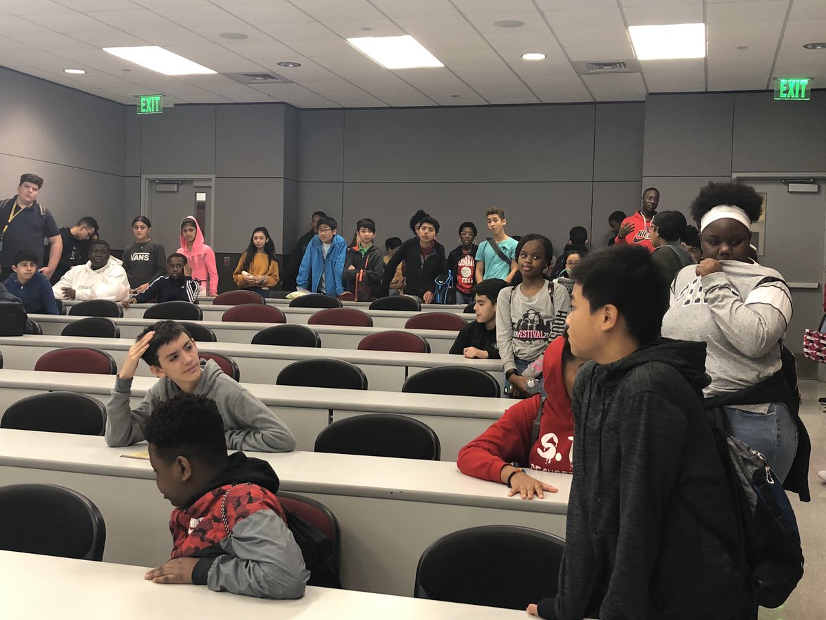 AvidRpjh's tweet photo. AVID students tour Texas Southern University. We are college bound and college ready! https://t.co/GpvtRYRxVL