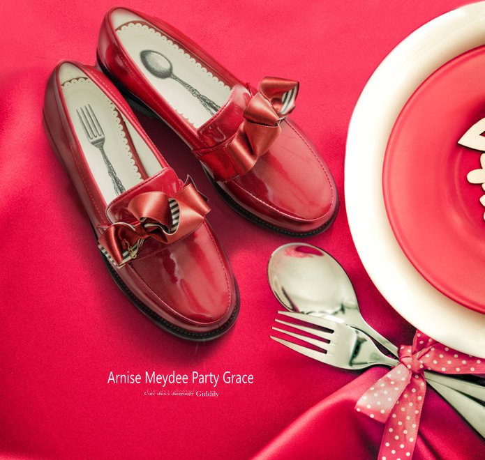 mayla_classic's tweet photo. ■365日プレゼントキャンペーン＜1/18 夜の部＞■

＼エントリー&amp;フォロー&amp;RTで応募完了／
アーニーズメーディー・パーティーグラッセ
mayla classicのアイテムを抽選で1名様に🎁

▼エントリーは下記リンクから
https://t.co/kWY9B9ULtk
締切 1/20

▼過去の当選者様を見る
https://t.co/jZ7L9AnoVM https://t.co/mZEU1r2ShC