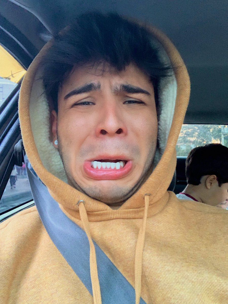 villalobossebas's tweet photo. Hoy son 23, los amo mucho. https://t.co/N8P0J2mcgK