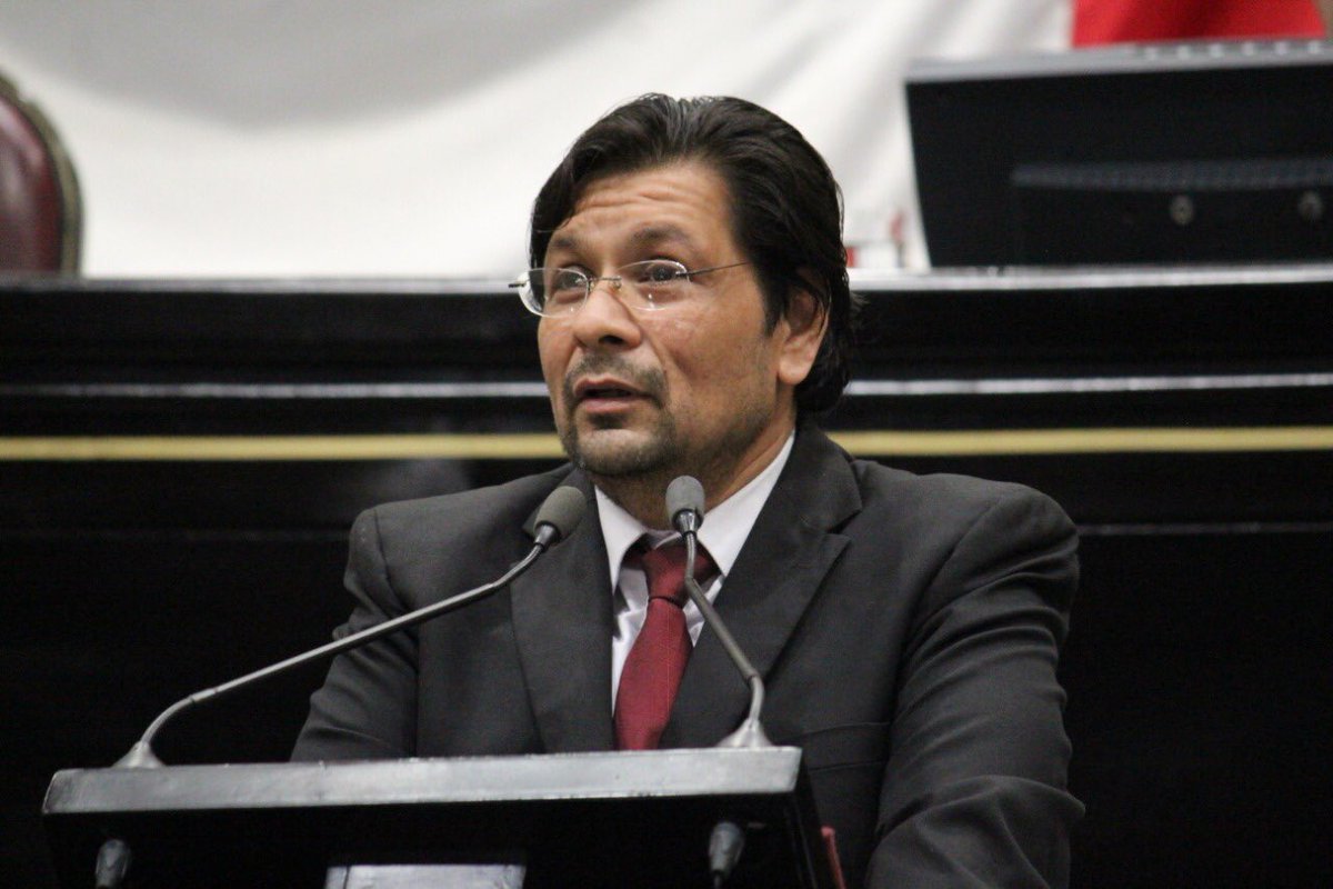 dipsmorenavera's tweet photo. Pide León David Jiménez conocer estatus laboral de los investigadores del COLVER.                                 https://t.co/H2Du5Lhcy7 https://t.co/r9QXV0DJLB