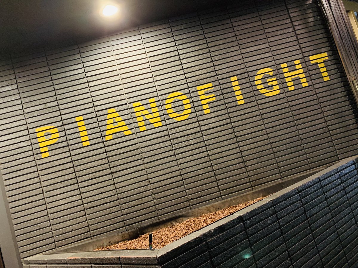 ComicThread's tweet image. Almost showtime @pianofight @SFSketchfest !