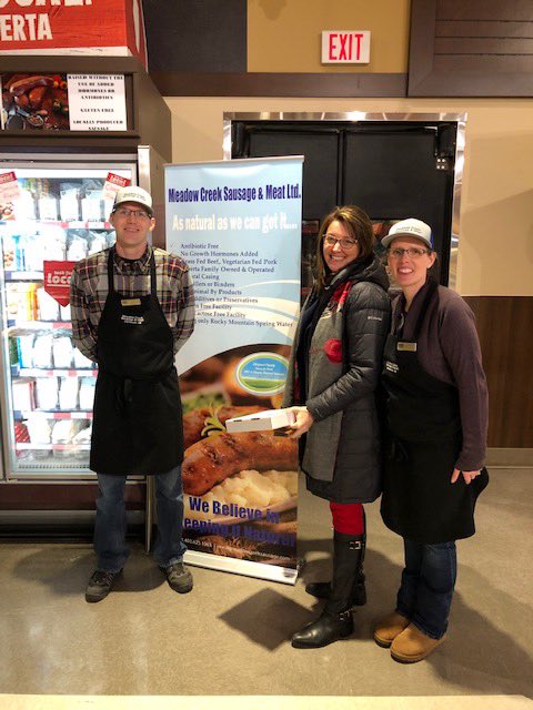 LyneCastonguay's tweet image. Rod &amp;amp; the @Sobeys Strathcona store in Calgary are doing great things with local partners. Shout out to @Meadow__Creek. Their awesome products are available in many @safeway and @sobeys stores in Alberta. #localproducts #greatpartnerships #awesomestore